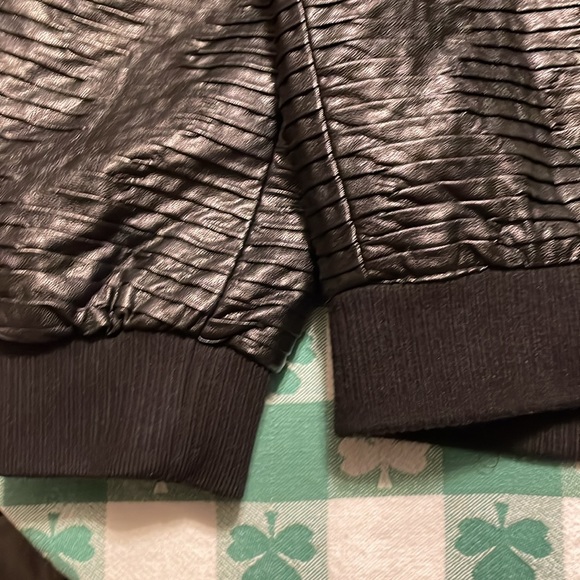 Black Polyurethane bomber jacket (Fine Tailored Clothing company! By Lanzino. - Picture 14 of 17